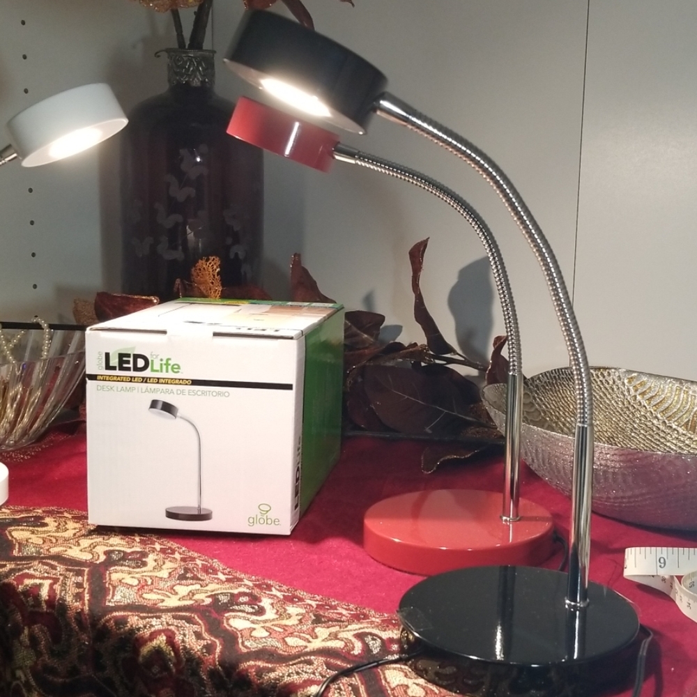 Black Energy star LED Desk lamp